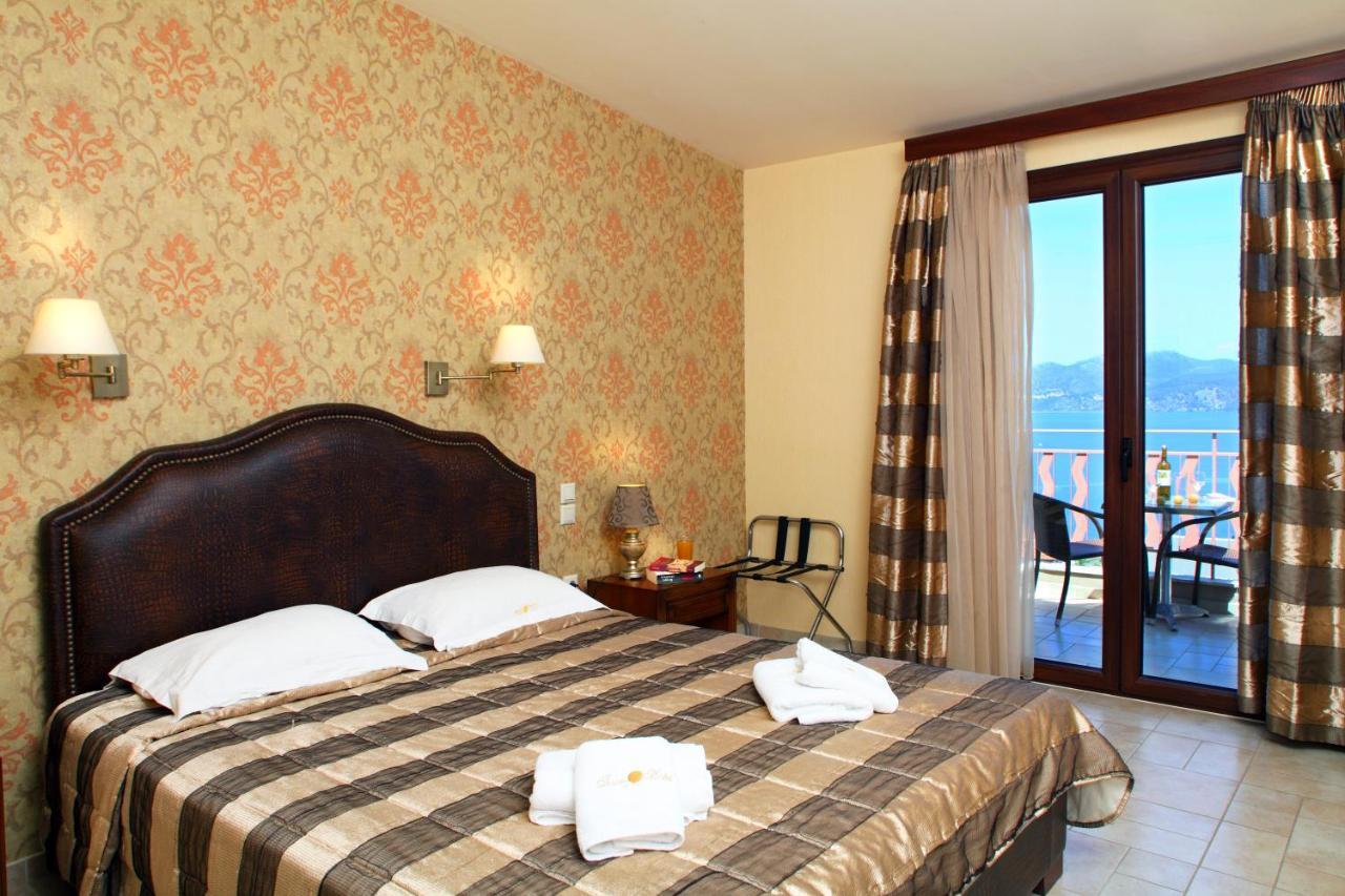 Hotel Tesoro Nikiana Dış mekan fotoğraf
