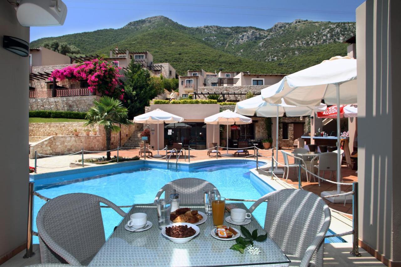 Hotel Tesoro Nikiana Dış mekan fotoğraf