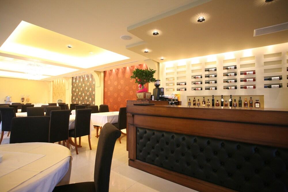 Hotel Tesoro Nikiana Dış mekan fotoğraf